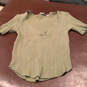 Women’s short sleeved Zara top.  Size M.